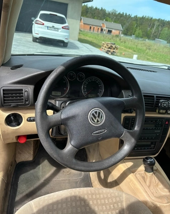 Volkswagen Passat cena 6500 przebieg: 286000, rok produkcji 2001 z Radomsko małe 22